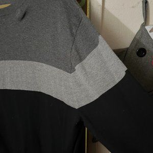 Claiborne Sweater Mens Medium Black Grey Colorblock Performance Pullover